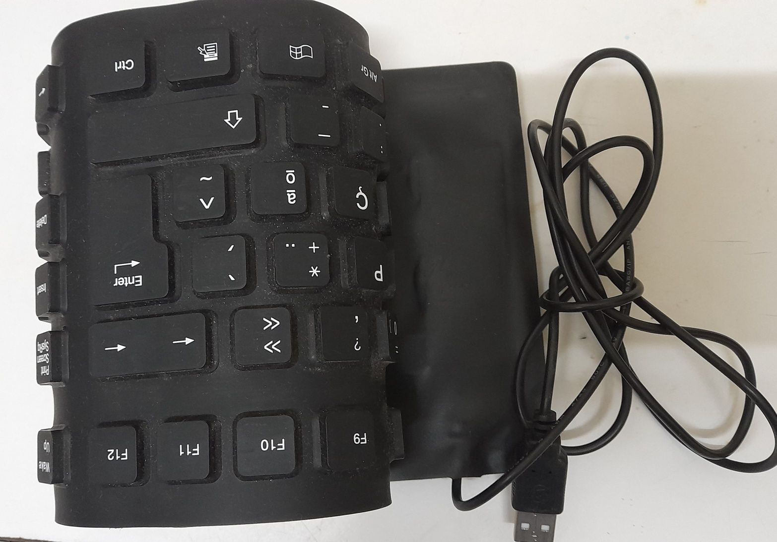 Teclado USB em borracha de silicone (preto)