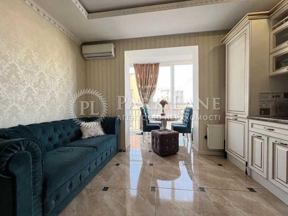 Продам 56м  Метрологічна Кришталеві Джерела