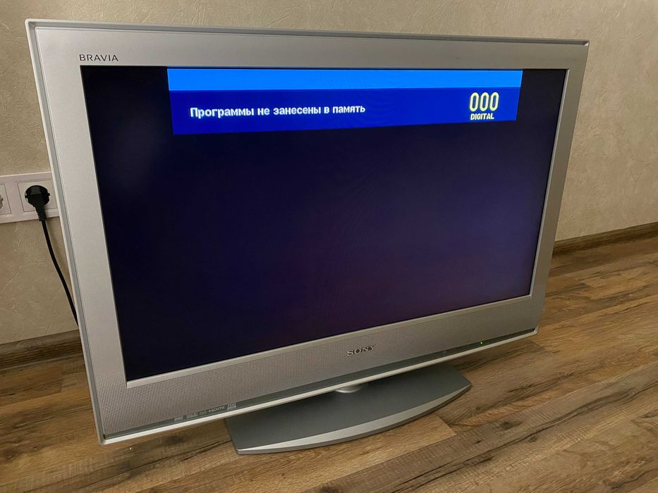 Телевізор Sony Bravia KDL-32S2020, 32", HD Ready — робочий стан