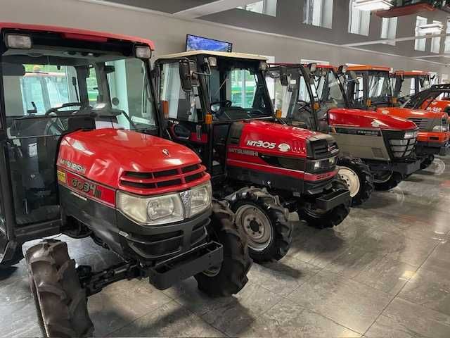 Kubota L1 235 Трактор японський