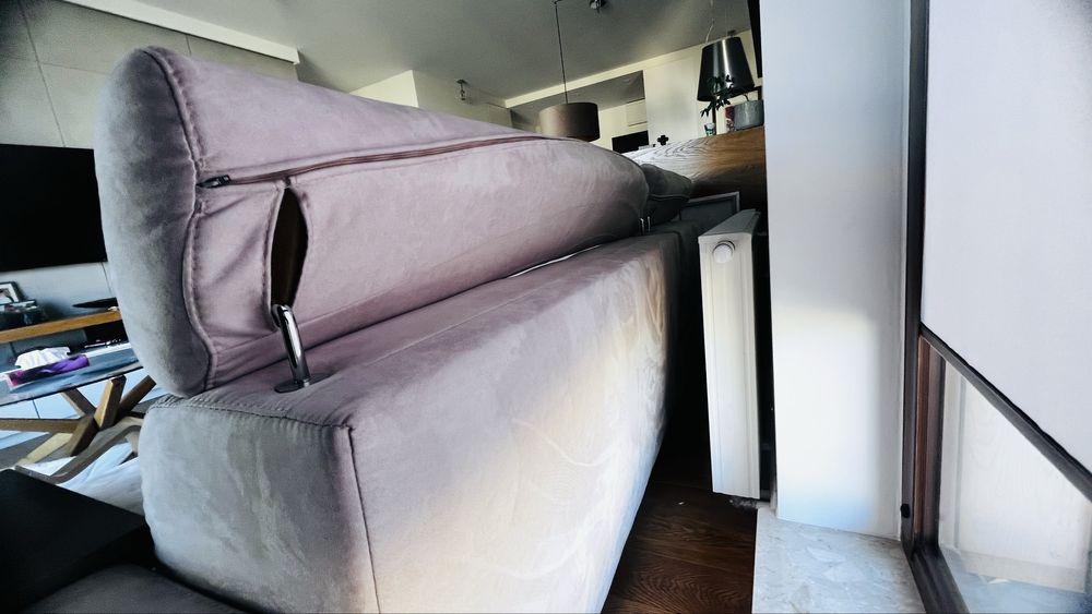 Narożnik z funkcją spania i pojemnikiem