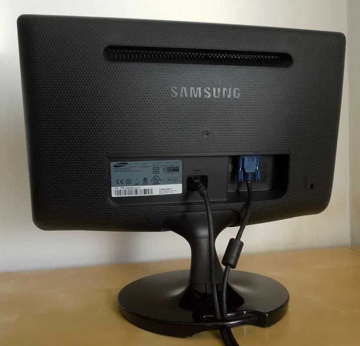Monitor Samsung SyncMaster SA10