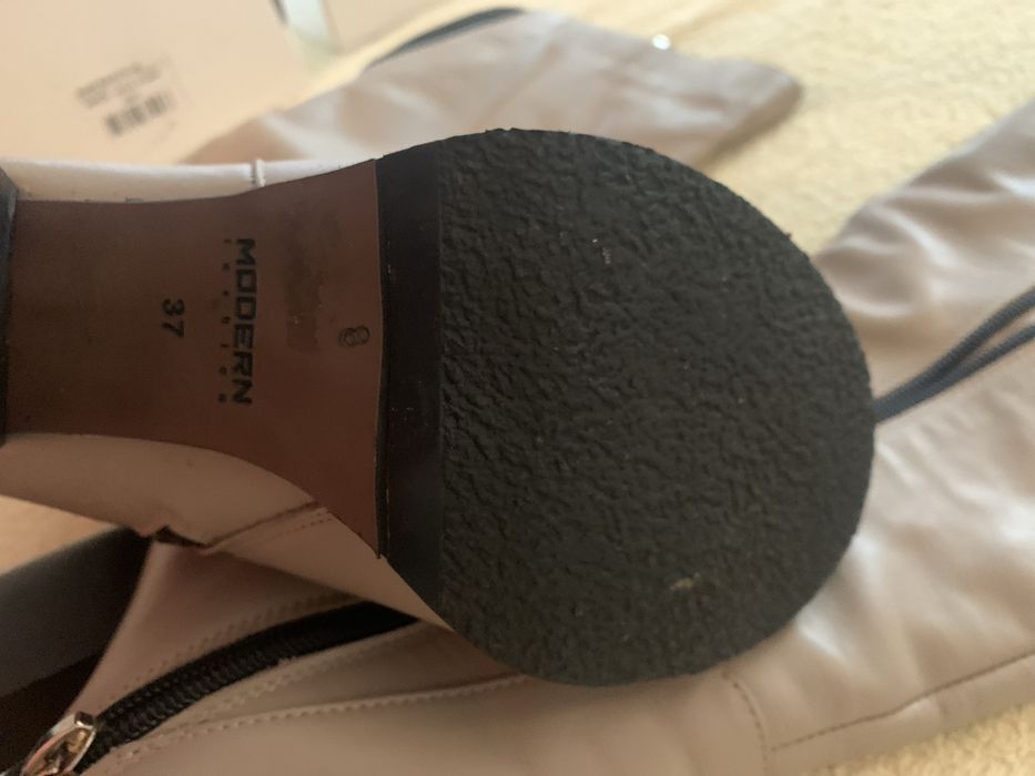 Жіночі чоботи. 37 позмір