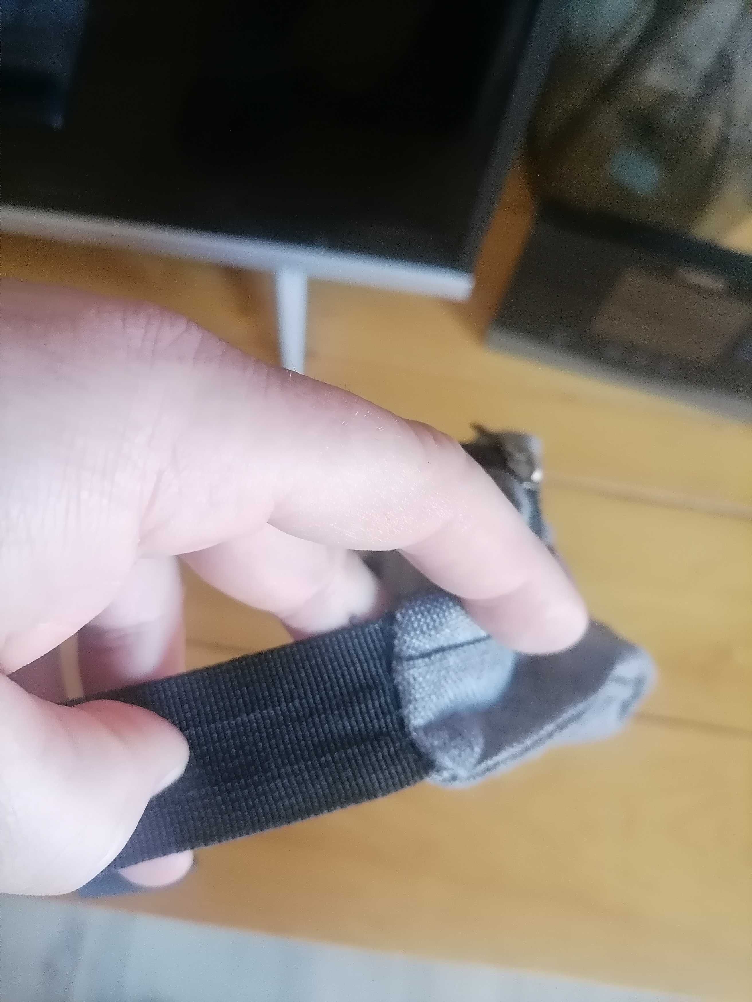Saszetka nerka Lee rozmiar uniwersalny