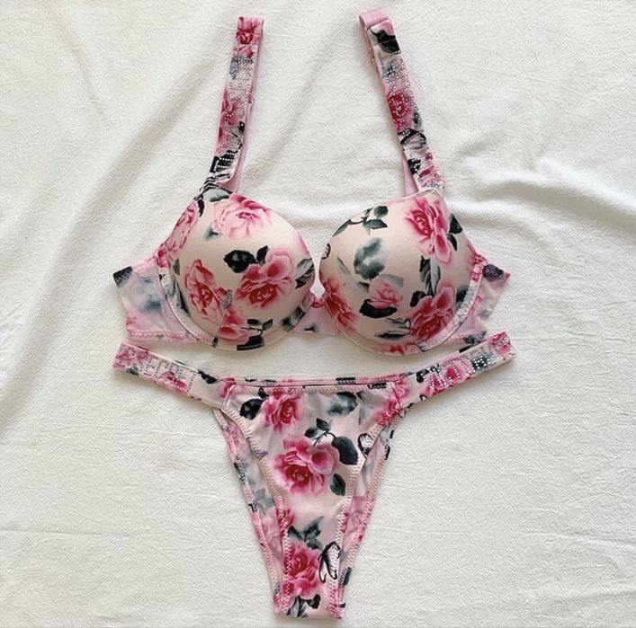 Bielizna victoria secret vs komplet stringi boustonosz walemtynki