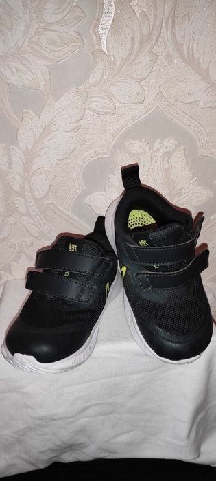 Кросівки дитячі Nike starrunner 22 розмір
