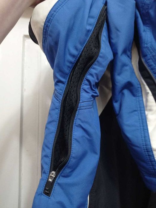 Зимова спортивна чоловіча куртка