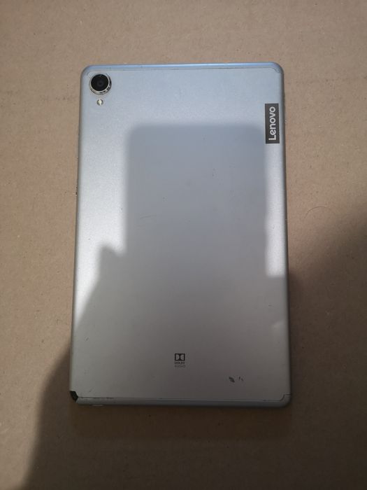 Продам  Lenovo Tab M8