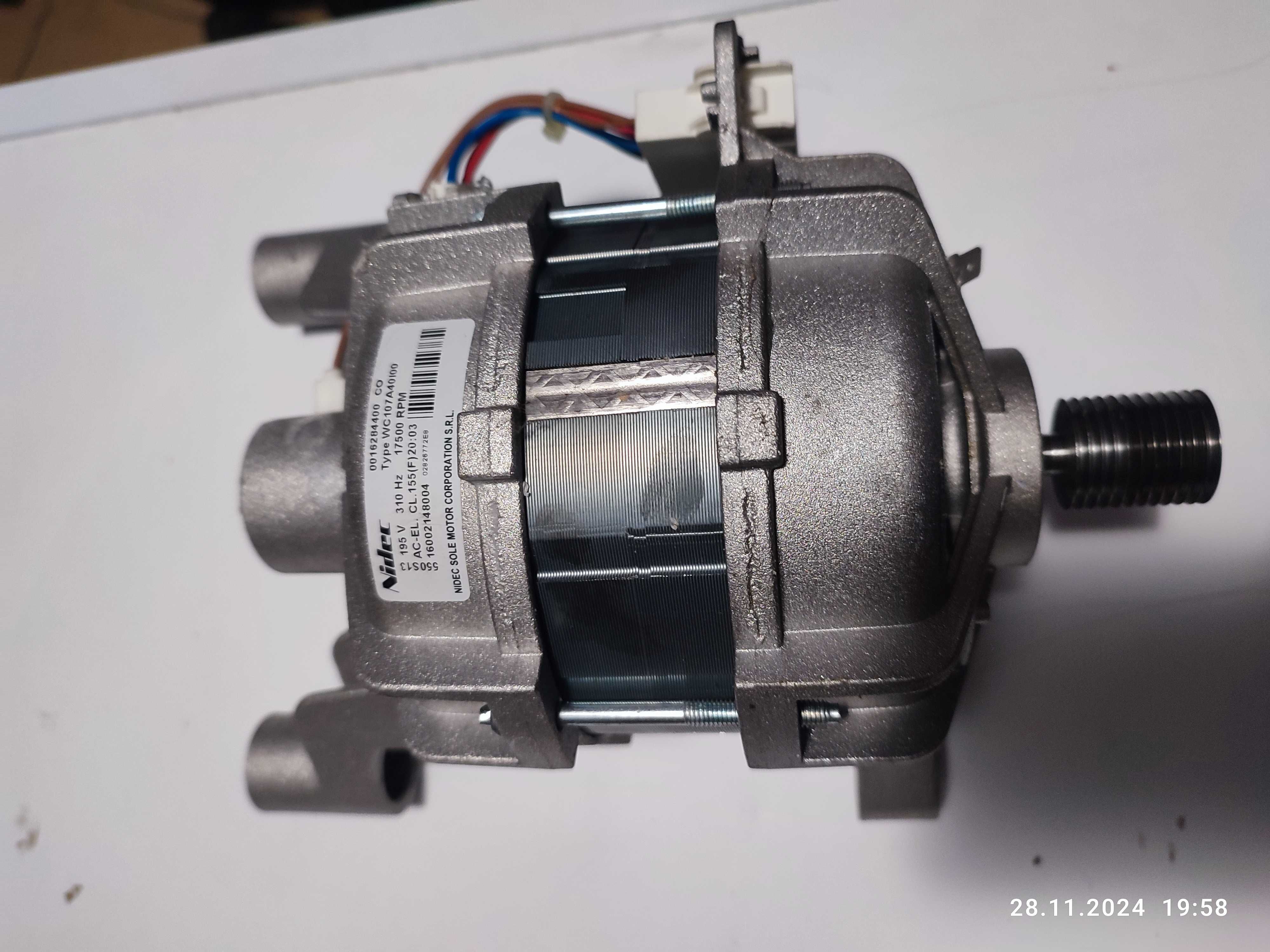 SILNIK Pralki Indesit Nidec WC107A40100