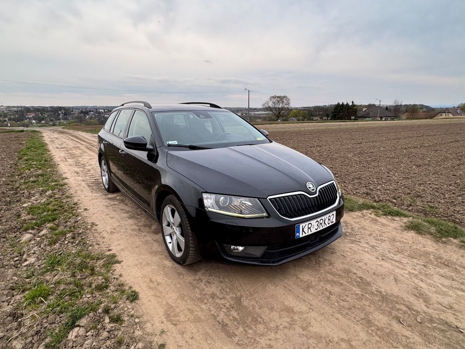 Skoda Octavia Style 2.0TDI DSG (pakiet Sport)