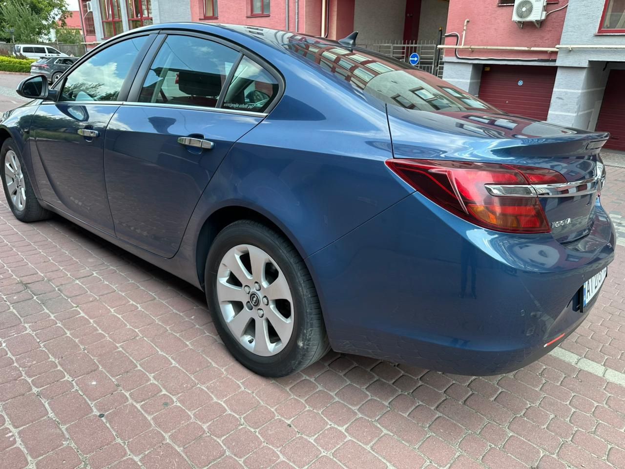 Opel insignia 1.4 2014 року