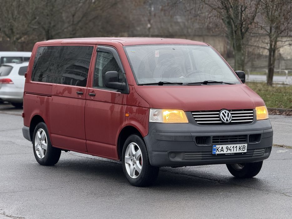 VW Transporter T5 2005 рік 2.5 TDI 9 місць легковий чудовий стан