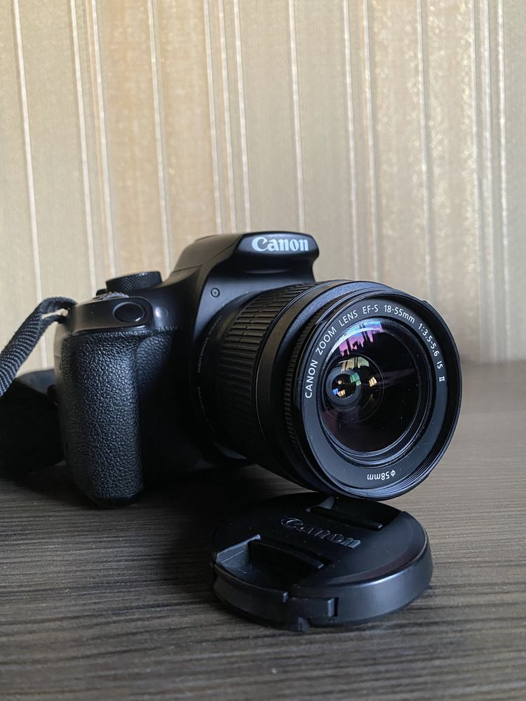 Фотокамера EOS 1300D (W)