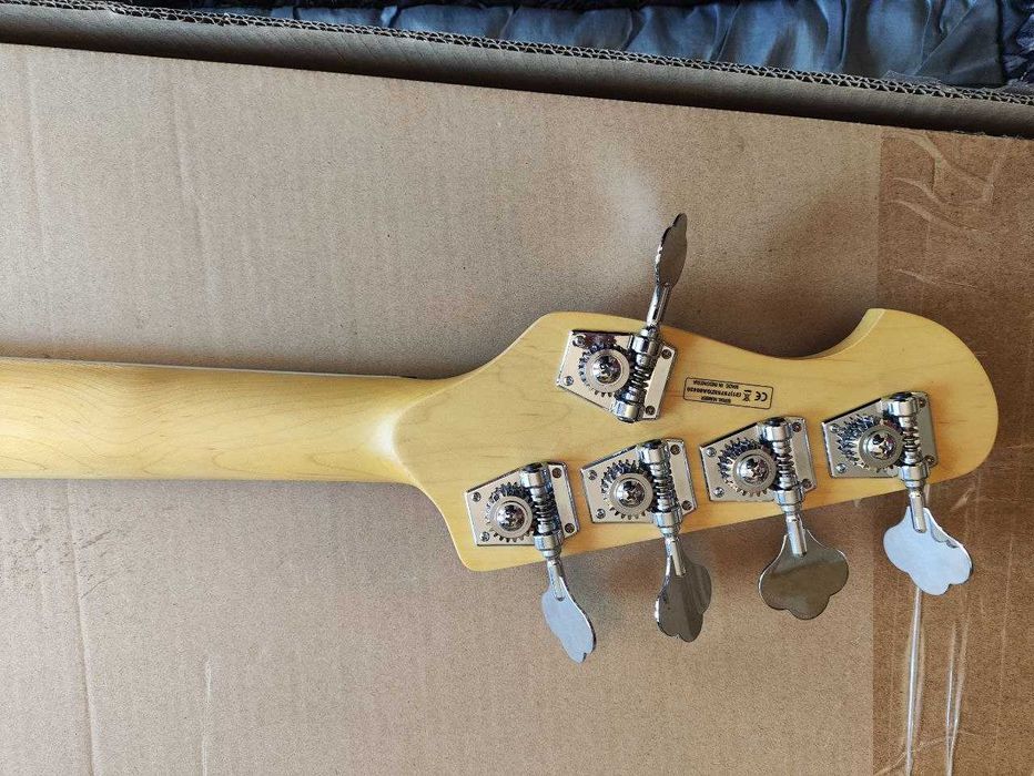 Продам бас-гитару Harley Benton Enhanced MP-5EB