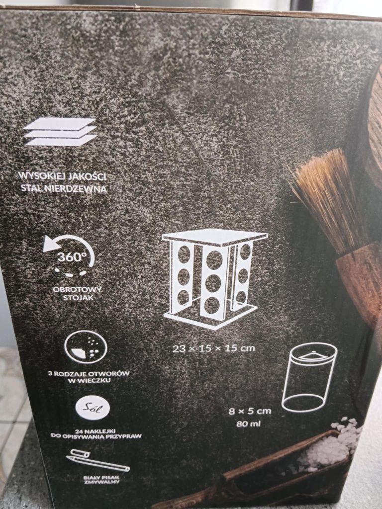 Bambusowy obrotowy stojak na przyprawy