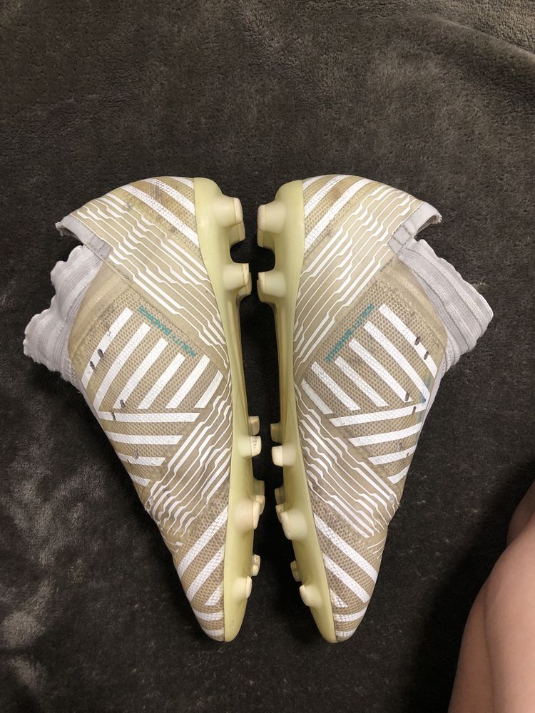 Бутси,копочки adidas nemeziz