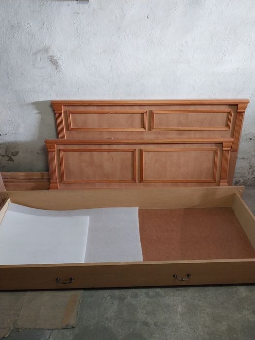 Łóżko drewniane 140