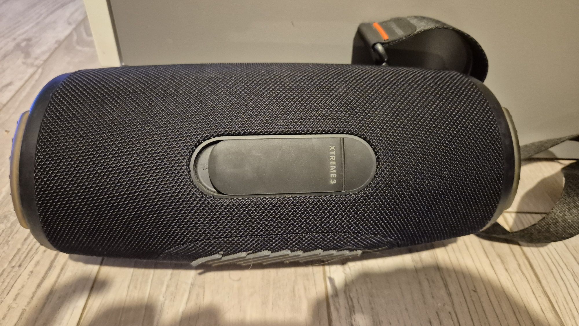 JBL Xtreme 3 z ładowarka