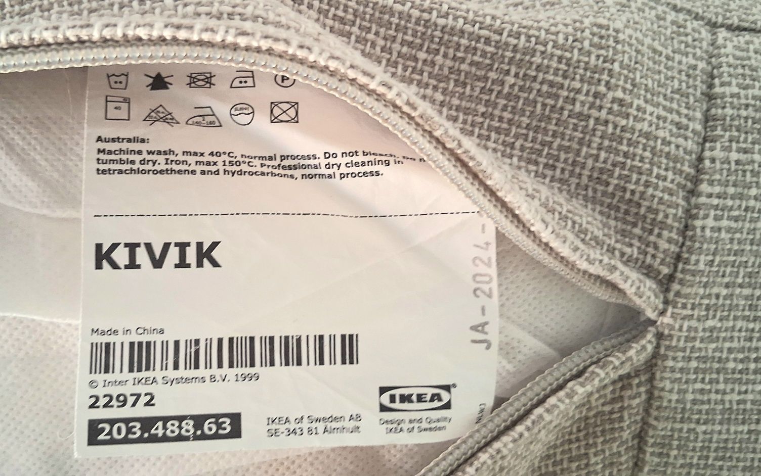 Sofá + Pousa pés/baú IKEA
