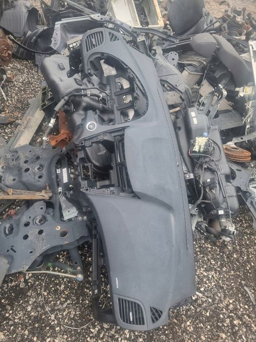 Deska rozdzielcza konsola Hyundai I30 Solaris