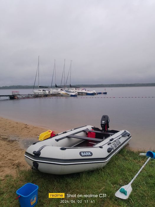 Ponton z silnikiem 15KM