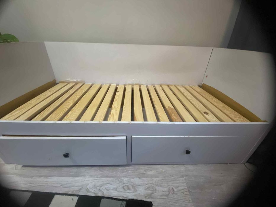 Łóżko młodzieżowe