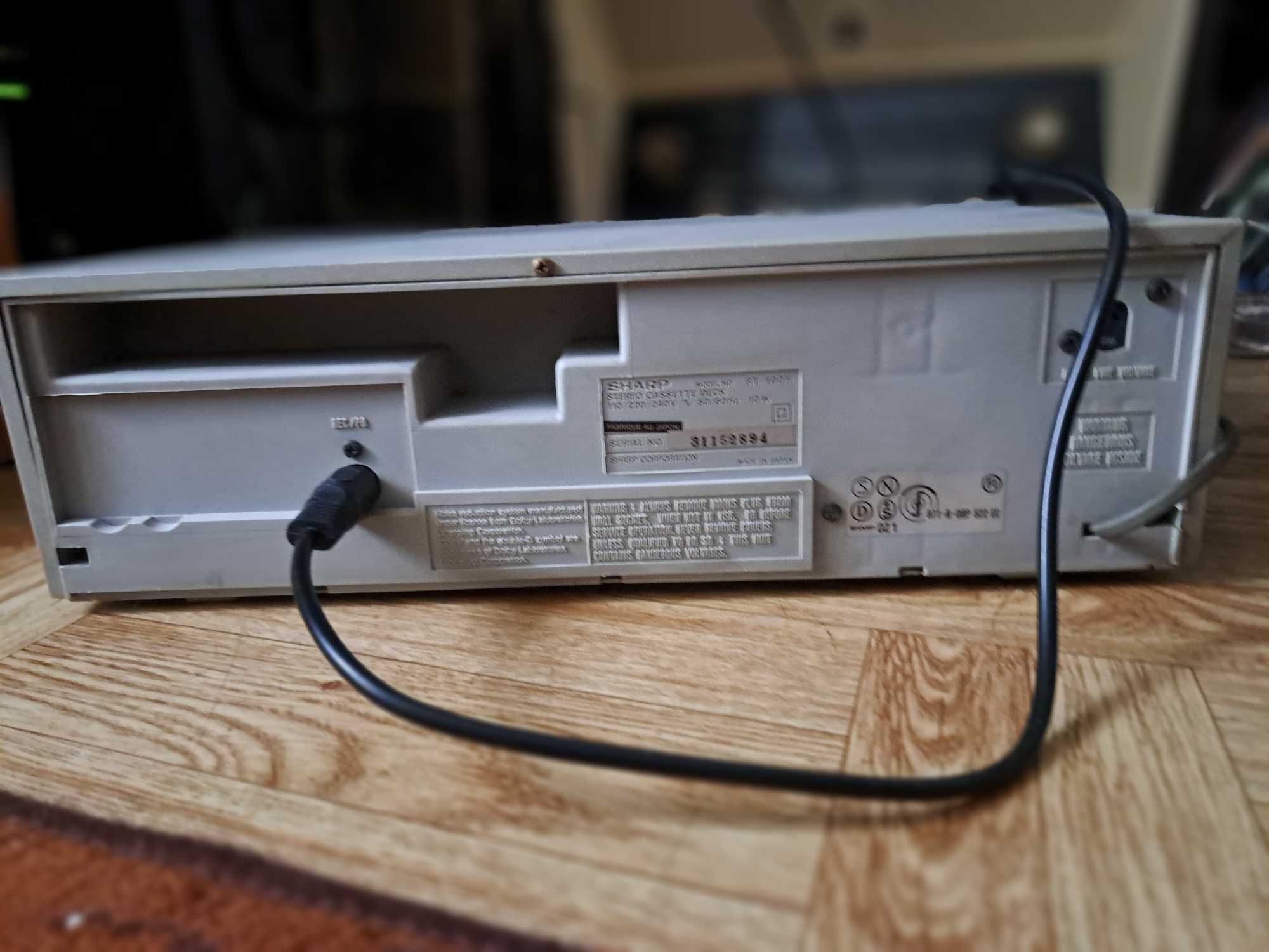 Magnetofon kasetowy Sharp deck -RT-100