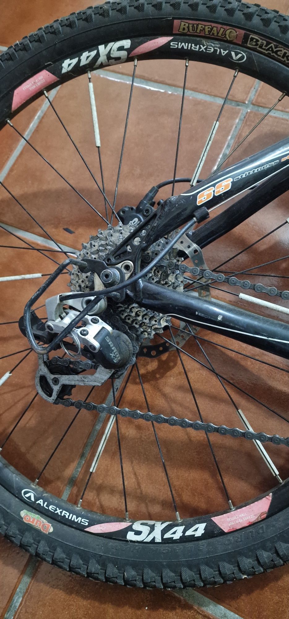Bicicleta D2 Monte