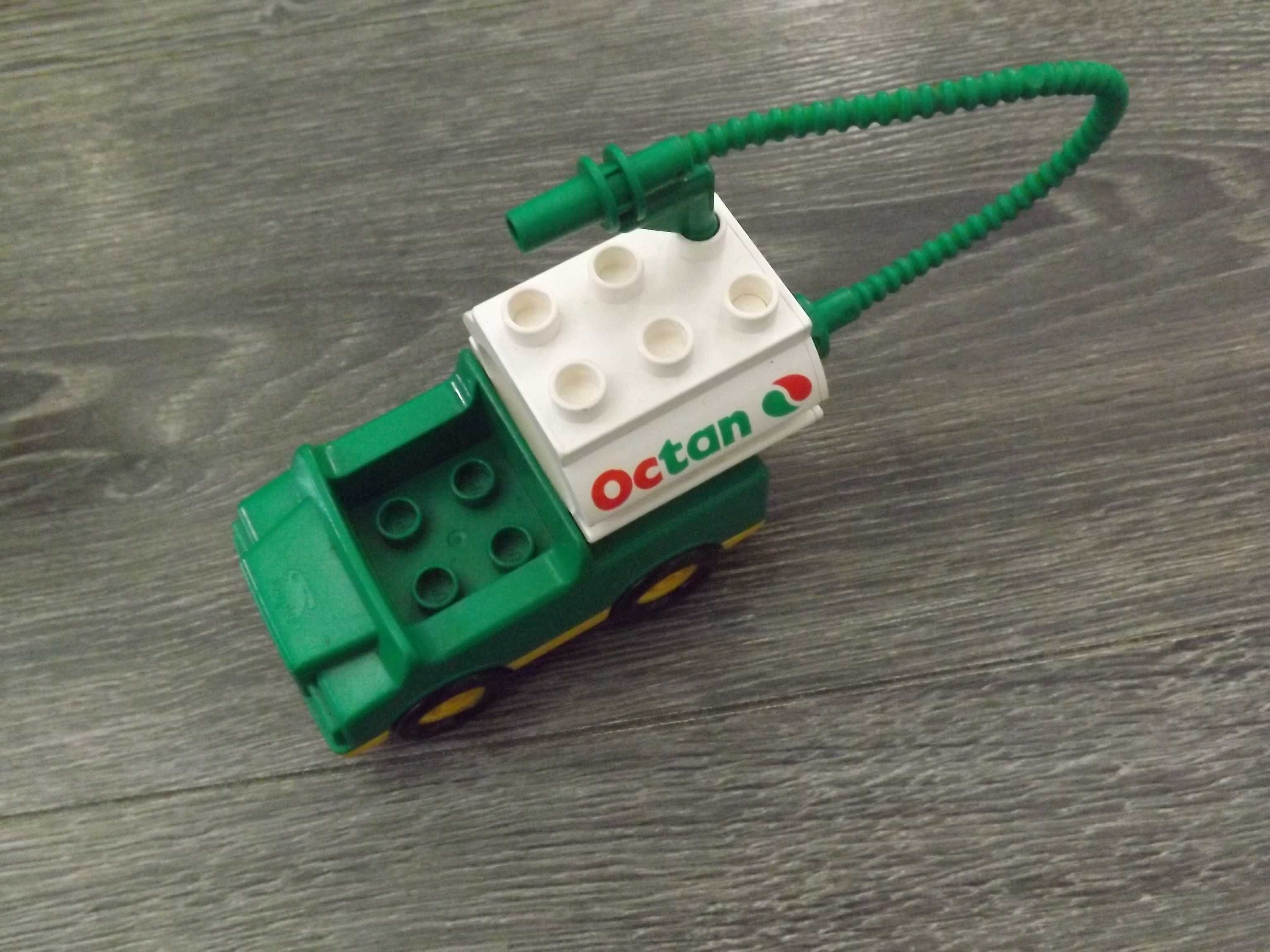 LEGO DUPLO - cysterna Octan