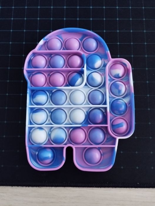 Pop it brinquedo among us