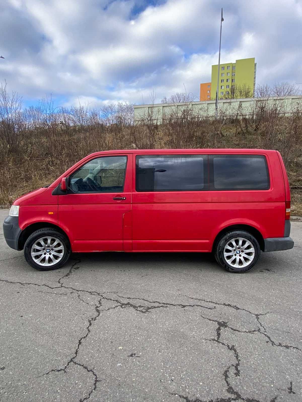 Volkswagen t5 transporter пас 8+1