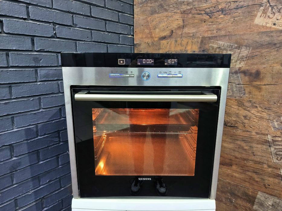 Духова шафа/духовой шкаф Samsung BQ1S4T133, в відмінному стані