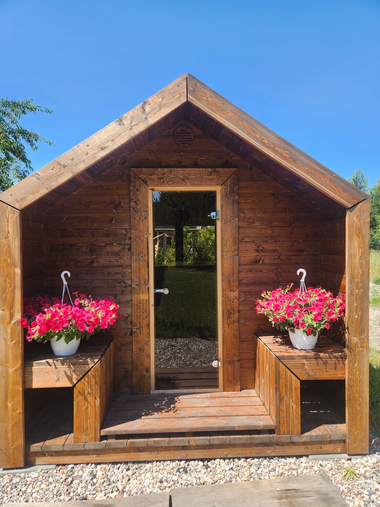 Wakacje Dom z prywatnym jacuzzi, sauna, grzyby, las, jezioro kominek
