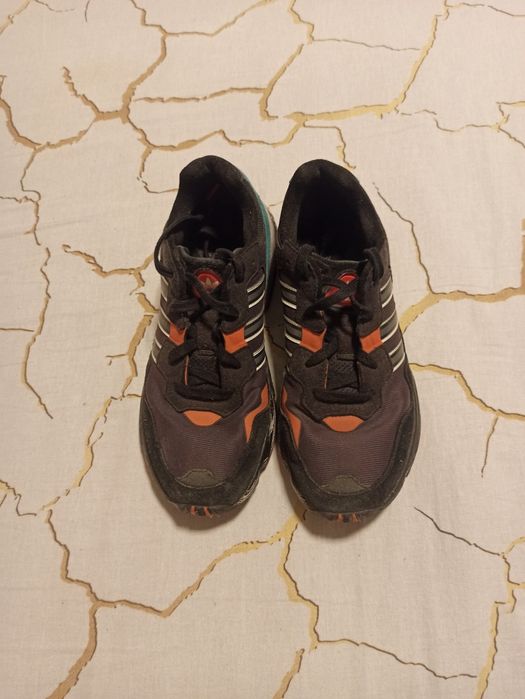 Чоловічі кросівки Adidas, Адідас.