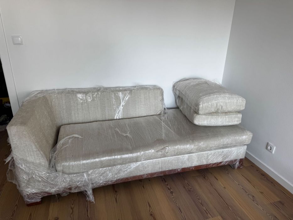 Sofá 3 lugares - branco pérola