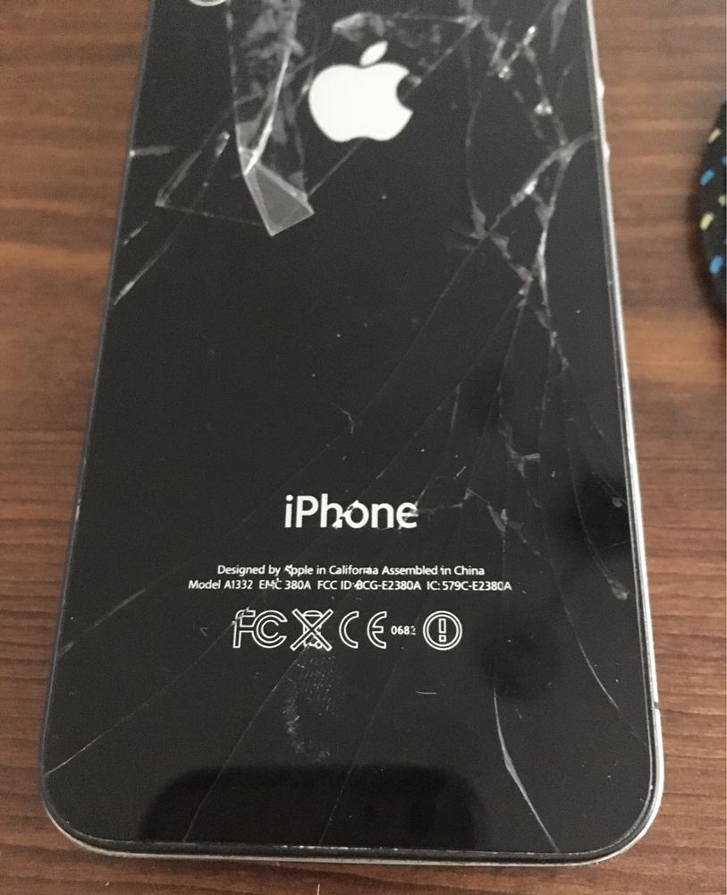 Apple iPhonie A1332 na części dla kolekcjonera
