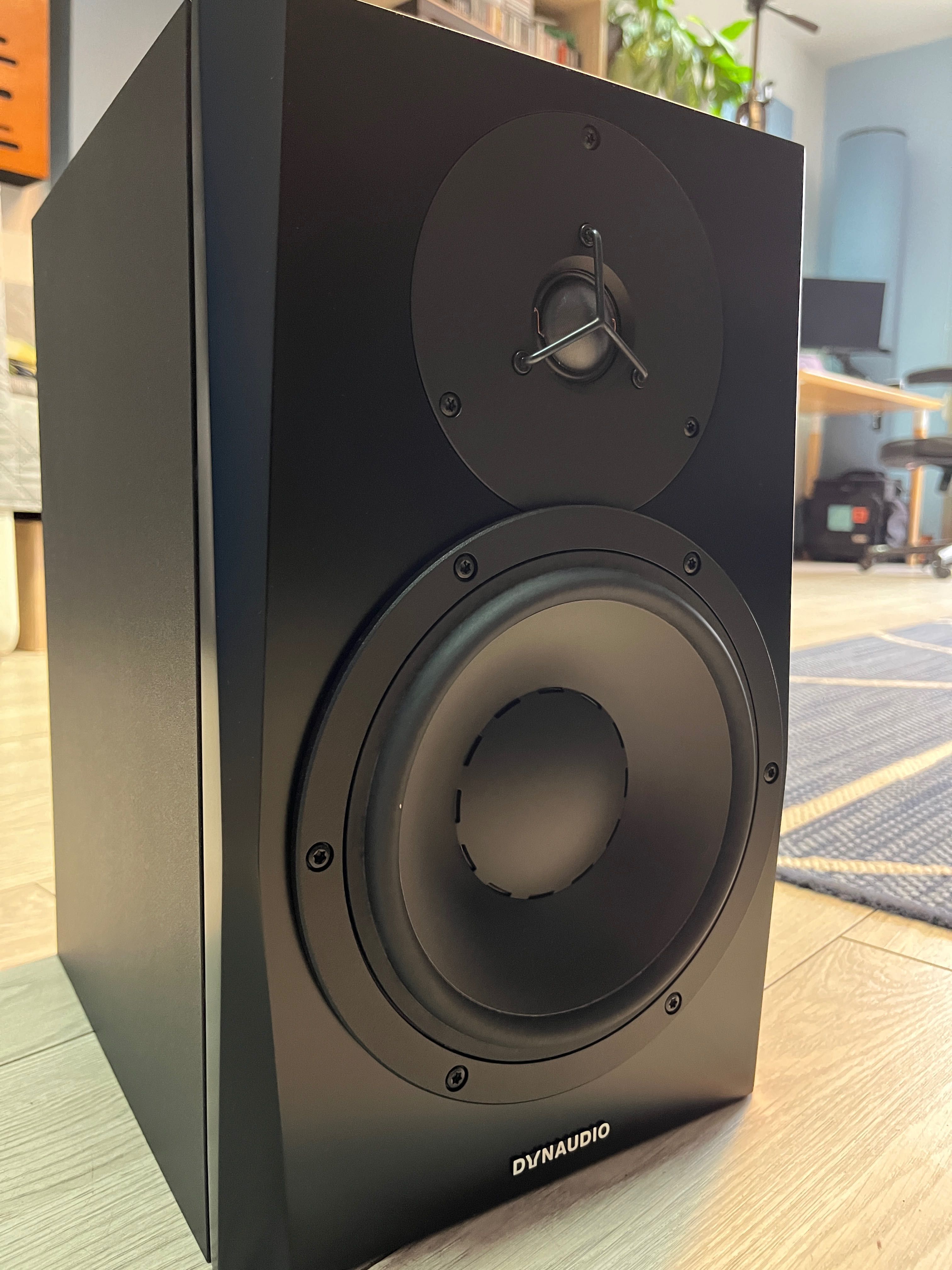 Monitory Studyjne DYNAUDIO LYD-8