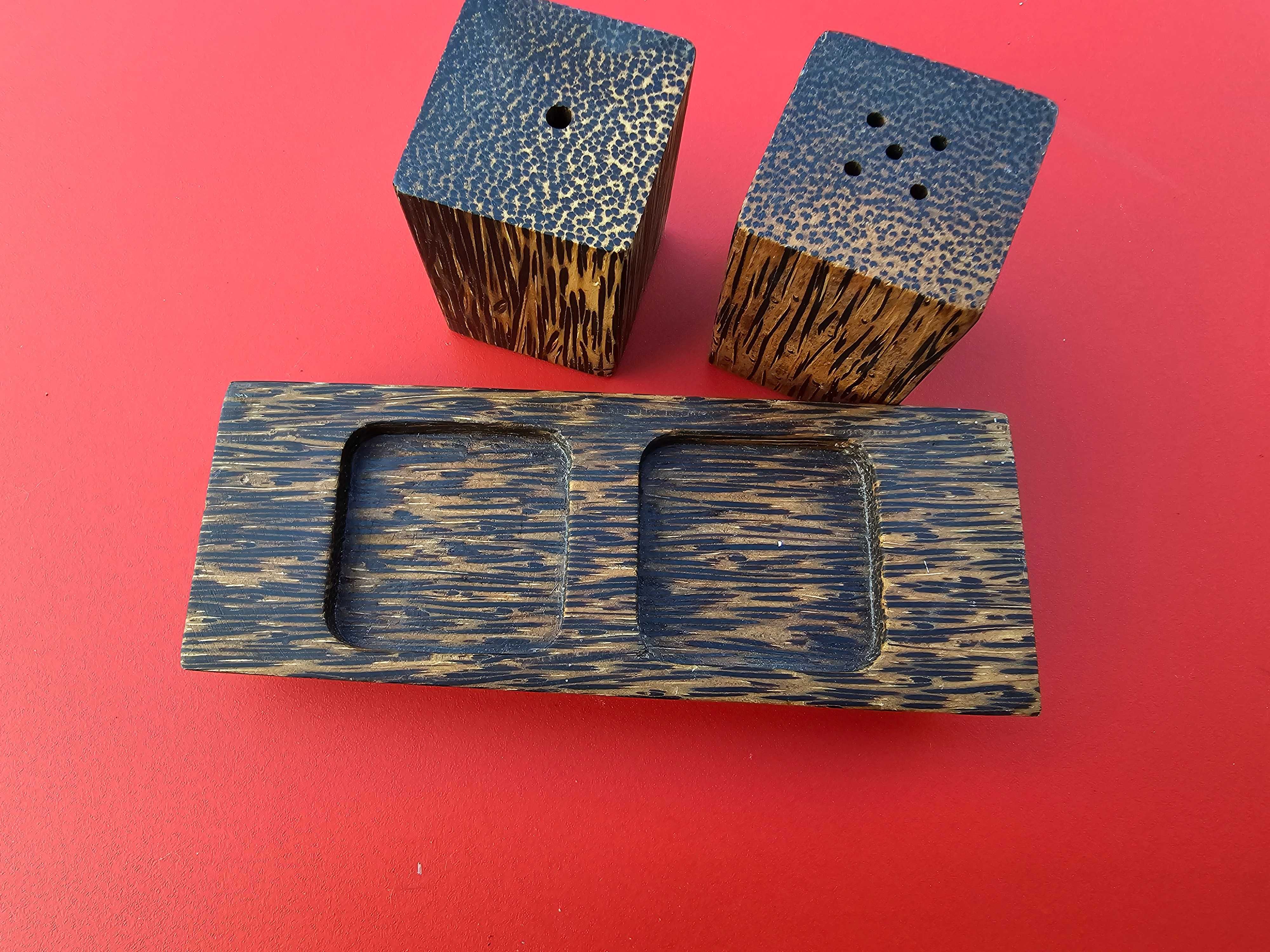 Saleiro e pimenteiro de mesa