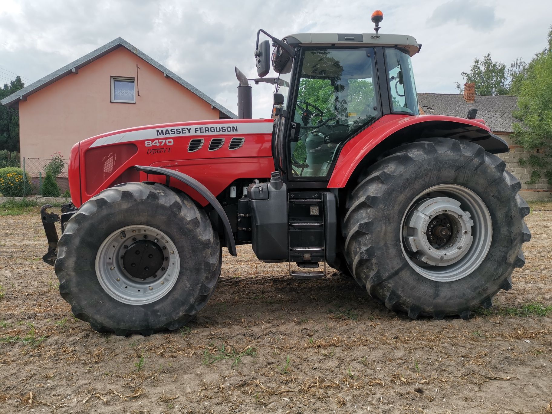 Massey fegusun 8470