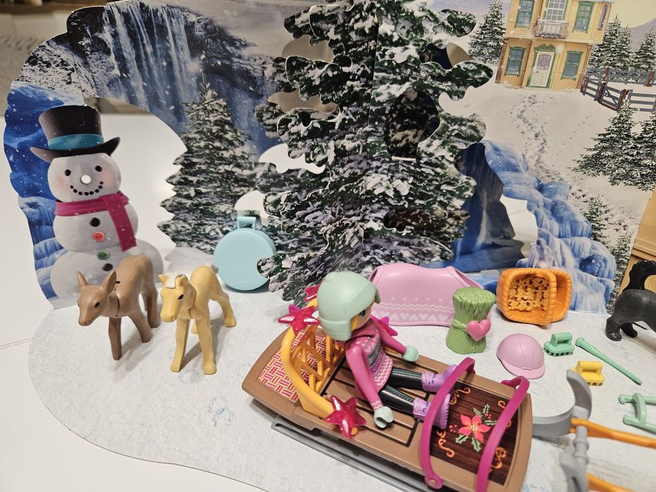 Playmobil zimowa kraina konie sanie jelonek