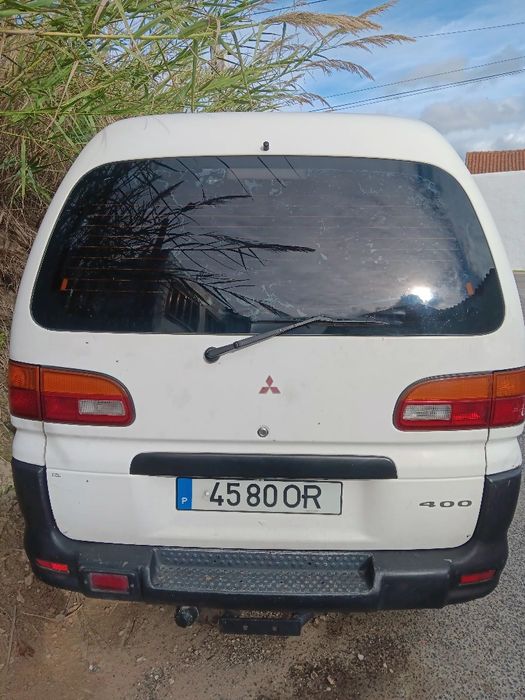 Vendo Mitsubishi L400