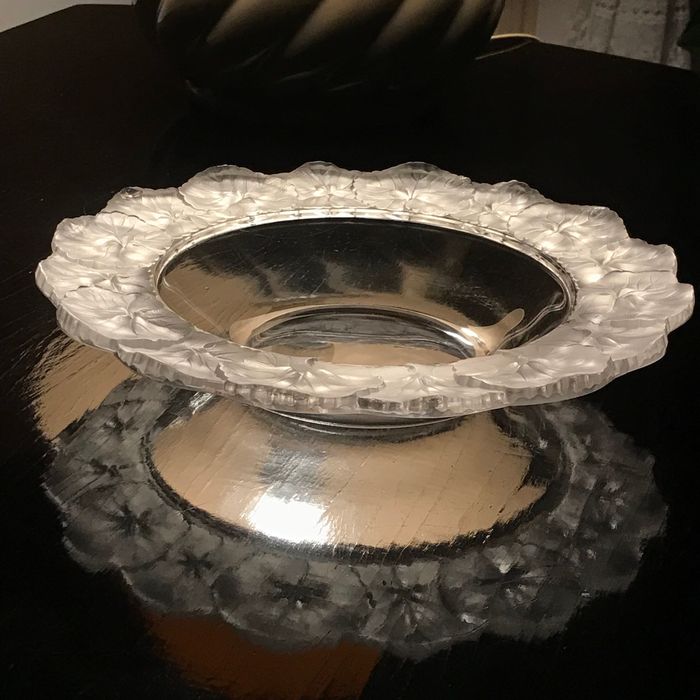 Lalique ттарелка центр стола