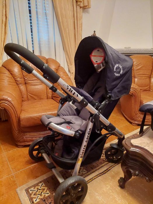 Carrinho e Baby coque Pierre Cardin vicky