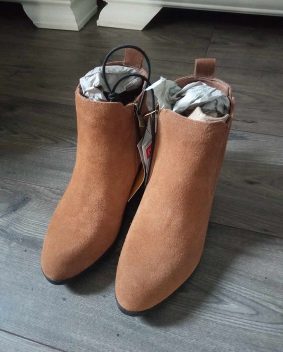 Nowe buty botki skórzane damskie rozmiar 39
