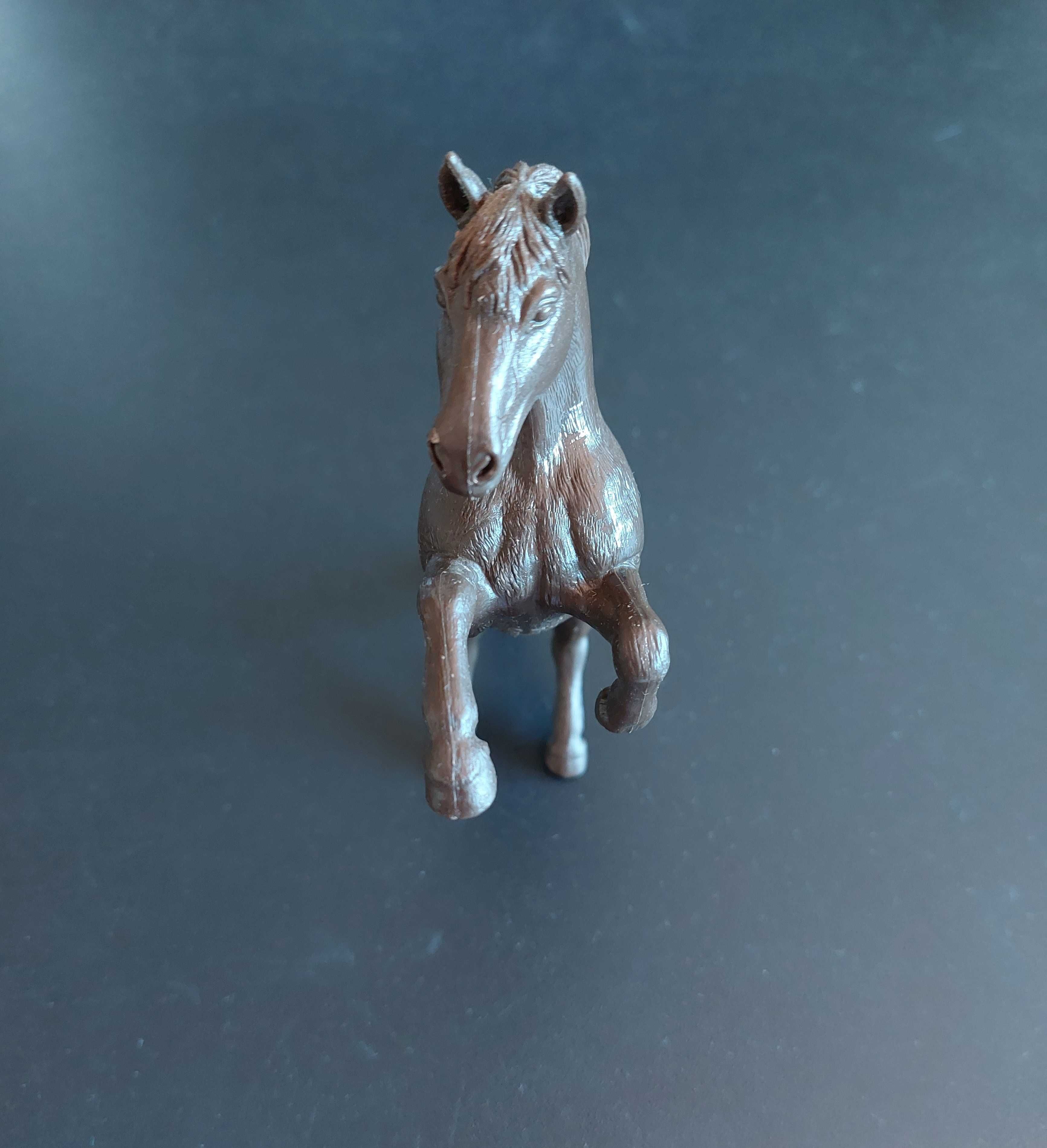 Figura Cavalo Mustang Stallion (Schleich, 2006)