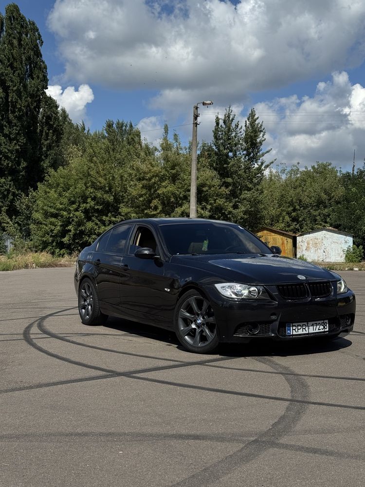 Продам Bmw e90 325ix