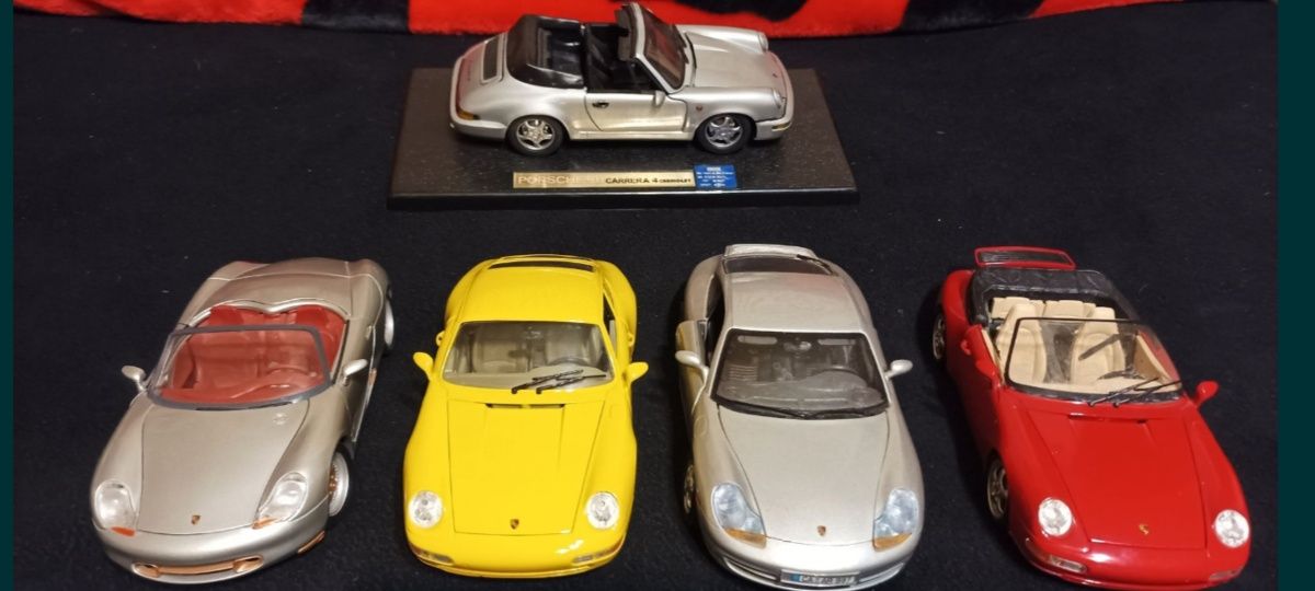 Kolekcja składająca się z 5 modeli Porsche w skali 1:18