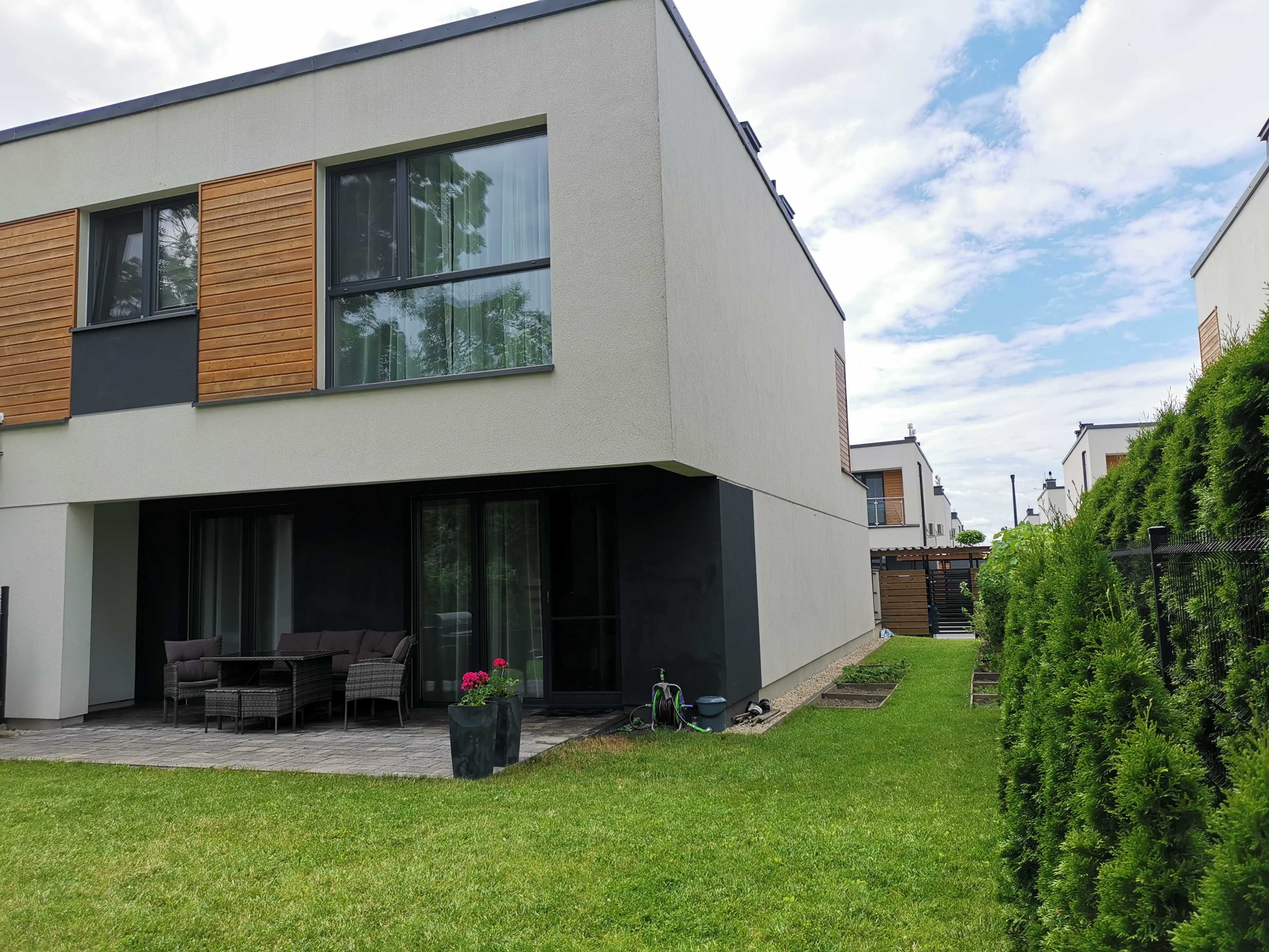 Segment skrajny o pow. 140 m2 przy ul. Sienkiewicza