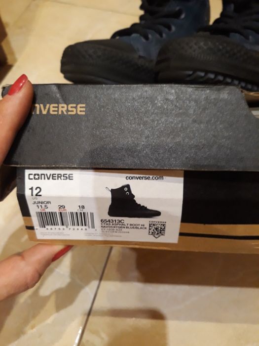 Продам осенние утепленные ботинки Converse на мальчика р.29