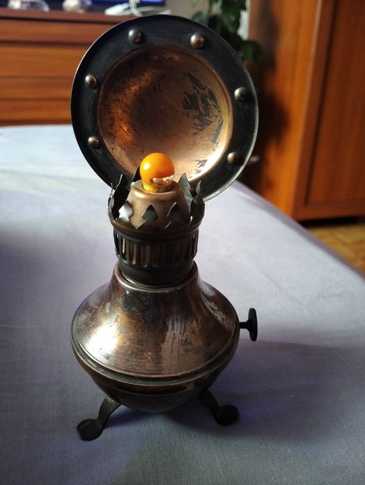 Lampka miedziana z PRL na baterię